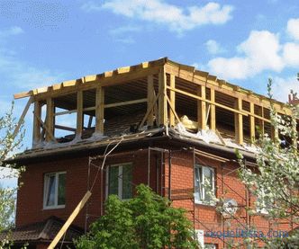 изградба цена, фази и услови на таванот конструкција