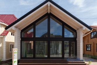 Изборот на обликот на покривот: разновидноста, на што да се фокусирате при изградбата на вашата куќа